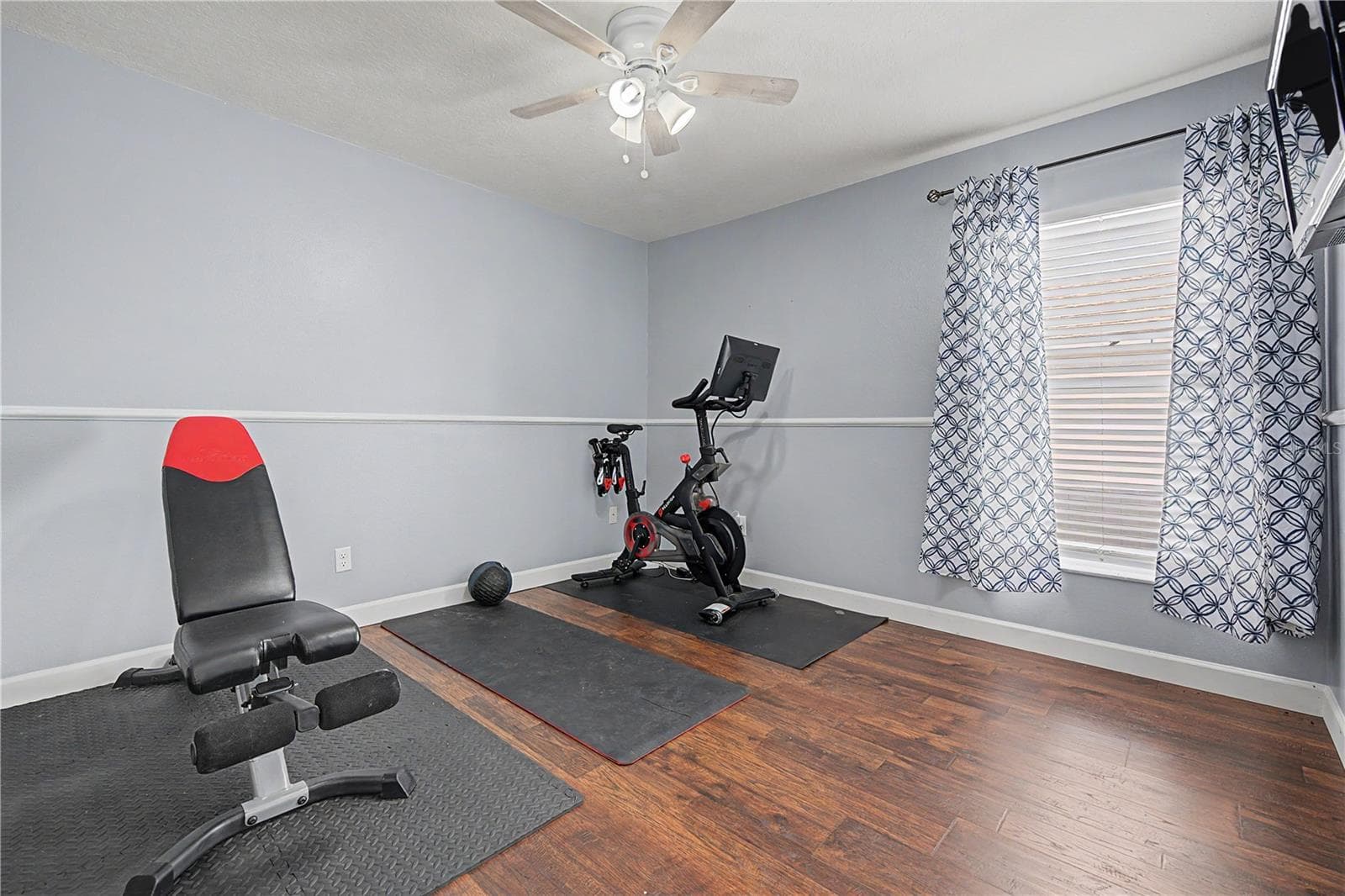 Single Family Residence at 24328 MISTWOOD CT, LUTZ, photo 21 of 43