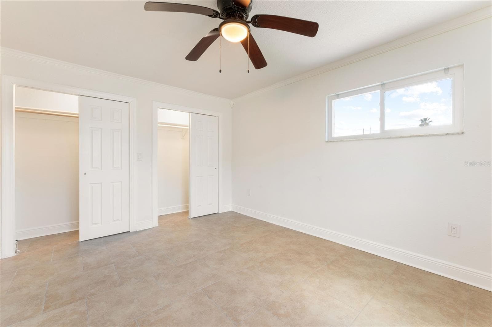 Duplex at 14036 MARGUERITE DR, MADEIRA BEACH, photo 19 of 36