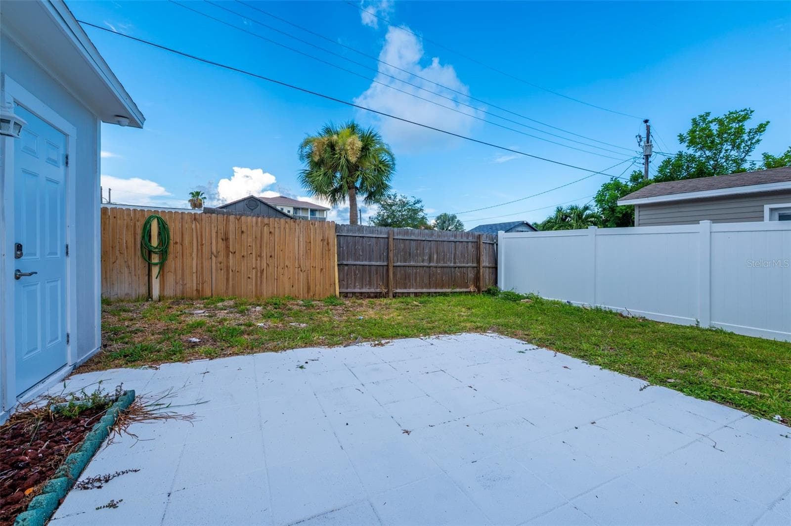 Duplex at 14036 MARGUERITE DR, MADEIRA BEACH, photo 25 of 36