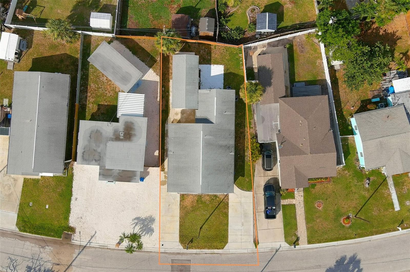 Duplex at 14036 MARGUERITE DR, MADEIRA BEACH, photo 32 of 36