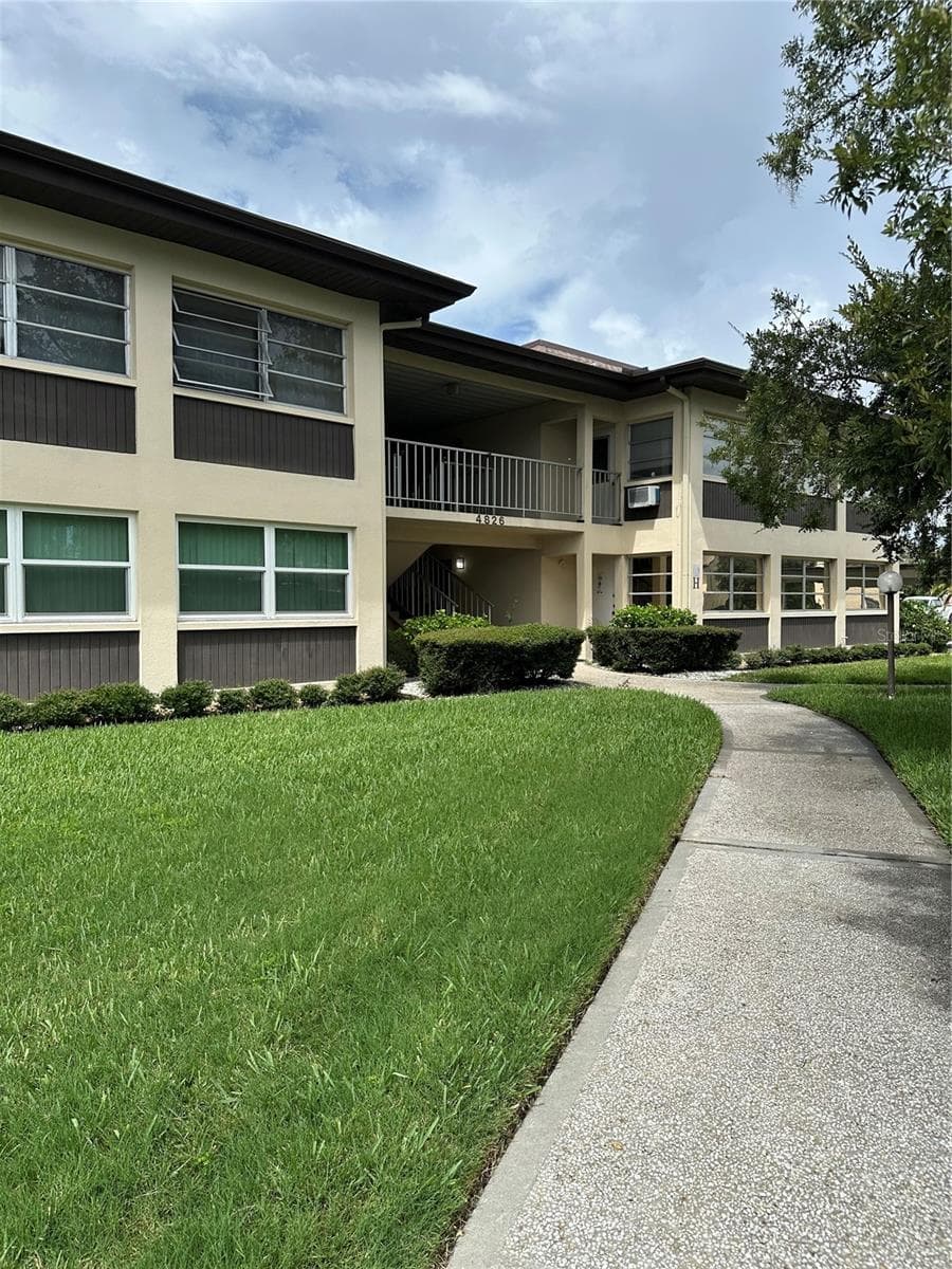 4826 MARINE PKWY #202