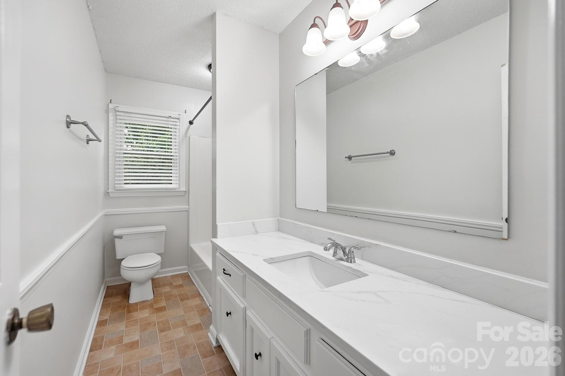 Hall bath w/ modern countertops - 2600 Providence Drive, Gastonia