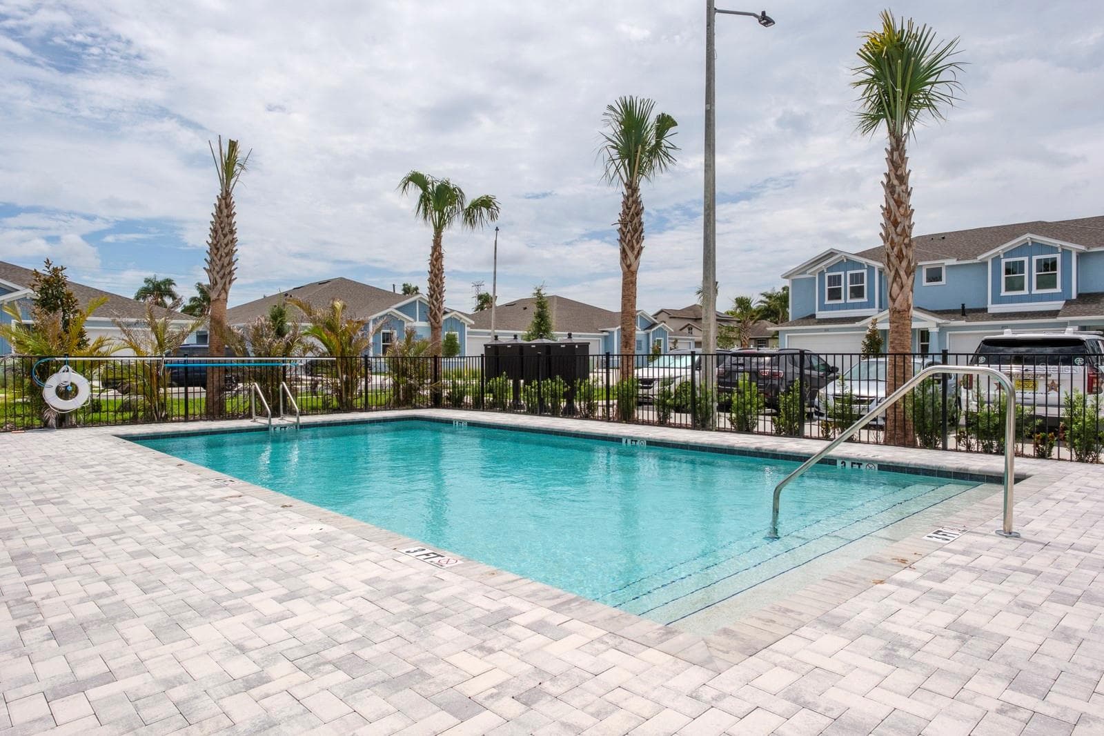 Townhouse at 2524 MARIO WAY, CLEARWATER, photo 11 of 14