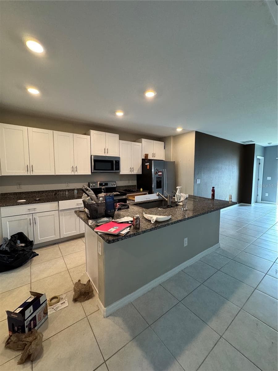 Single Family Residence at 36569 SMITHFIELD LN, ZEPHYRHILLS, photo 5 of 30