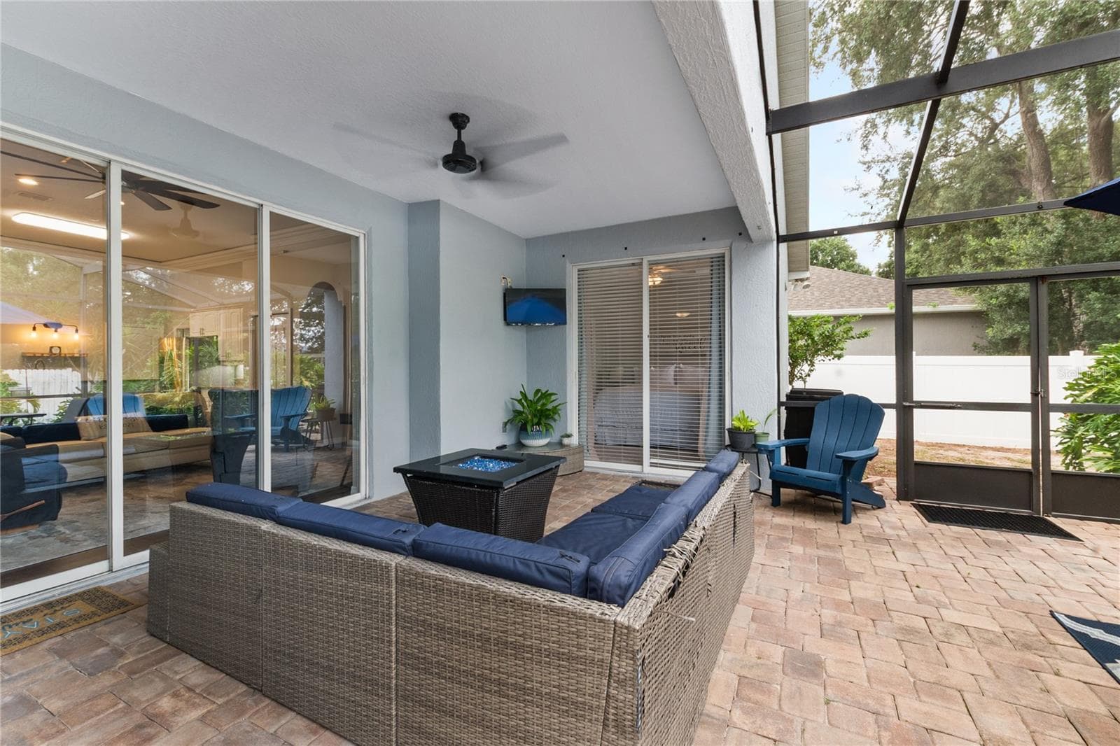 Single Family Residence at 1015 ROBIN LN, WINTER HAVEN, photo 30 of 43