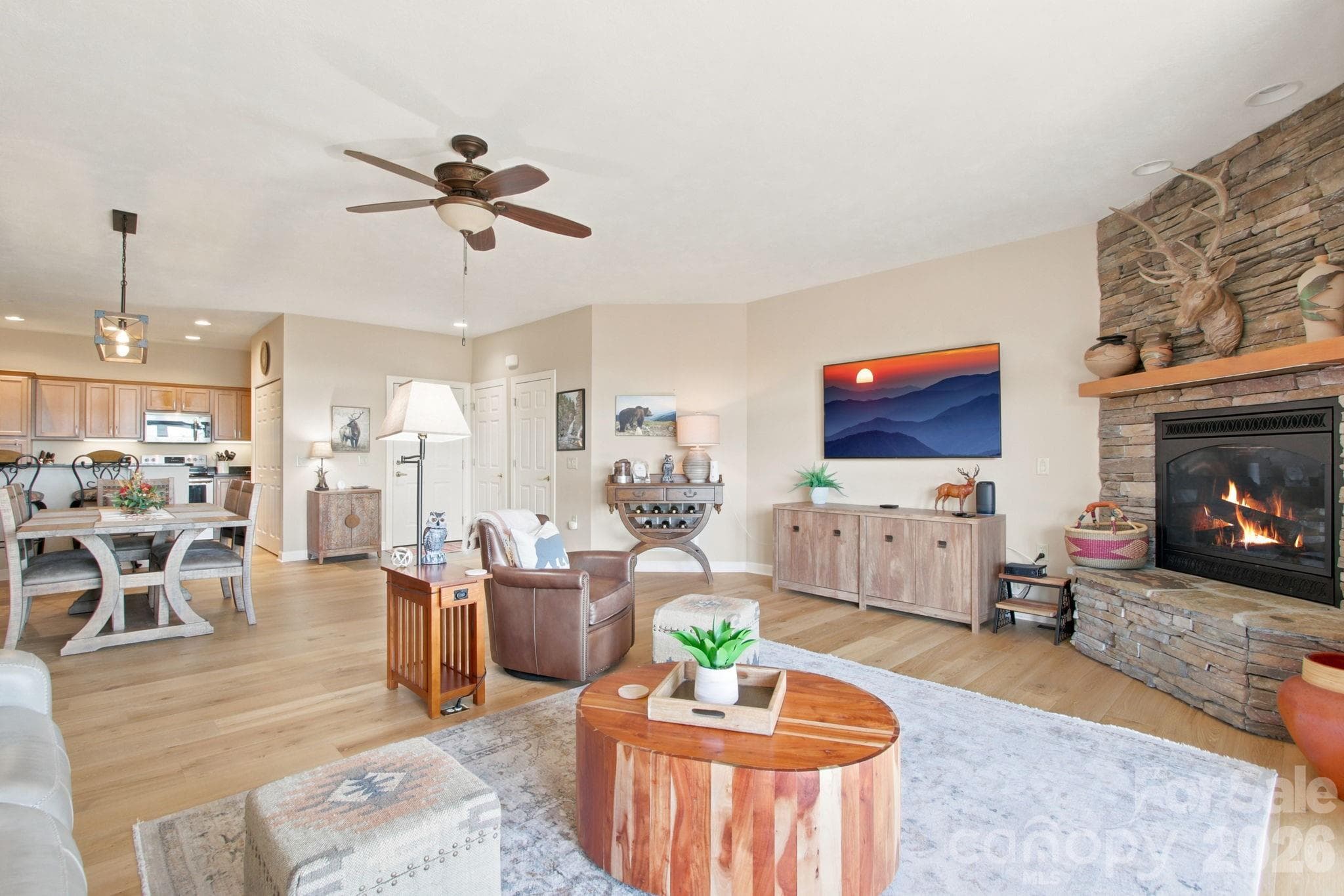 Living Room - 314 Ridgeline Mountain, Banner Elk