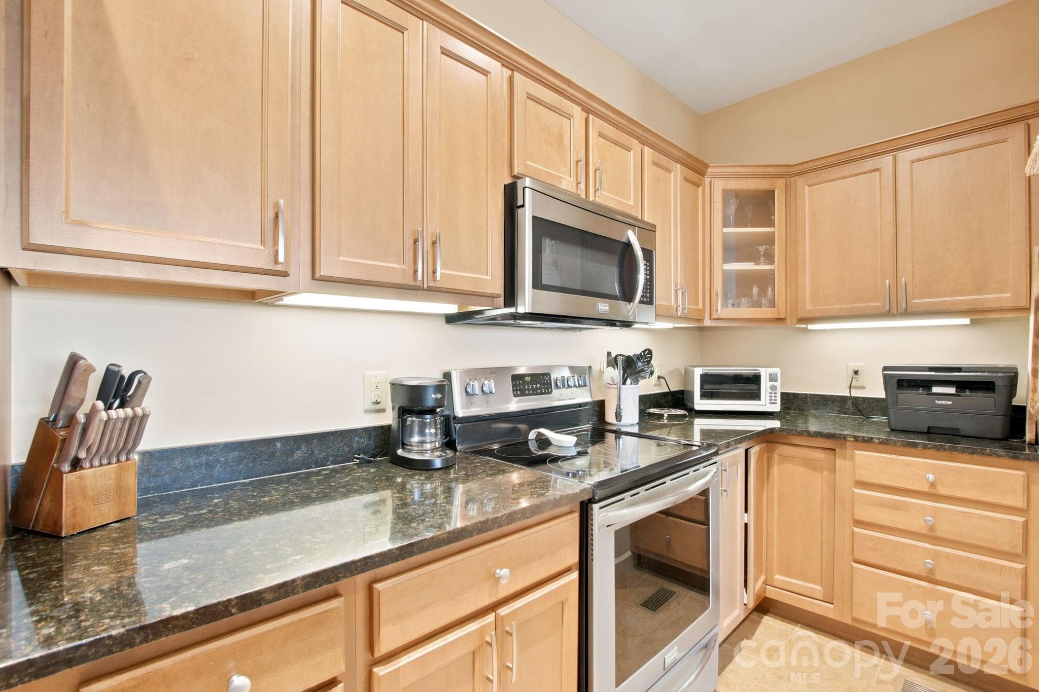 Kitchen - 314 Ridgeline Mountain, Banner Elk