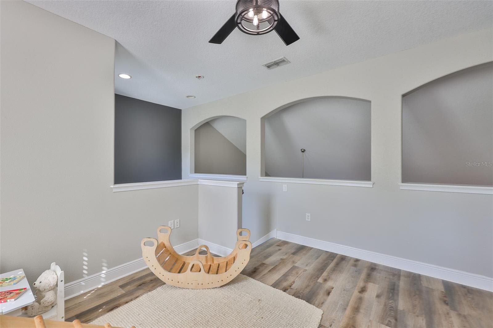Single Family Residence at 7912 HAMPTON LAKE DR, TAMPA, photo 21 of 52