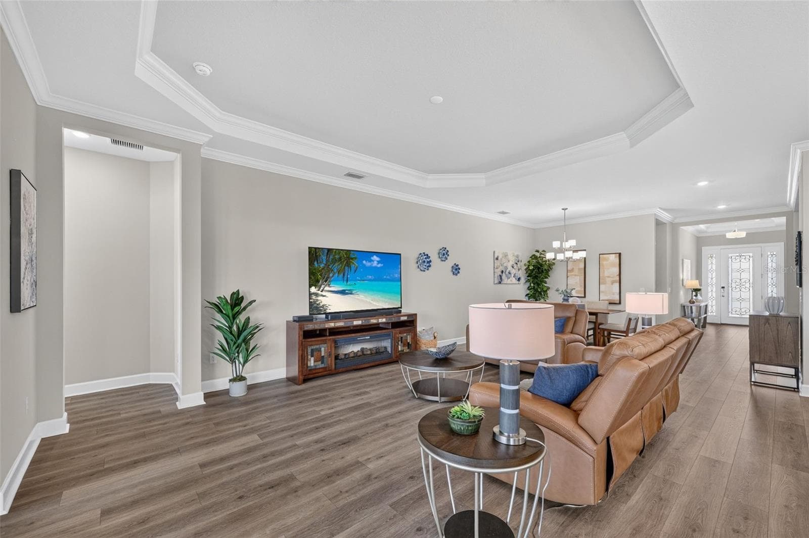 Single Family Residence at 10132 SILENT NIGHT LN, SARASOTA, photo 11 of 74