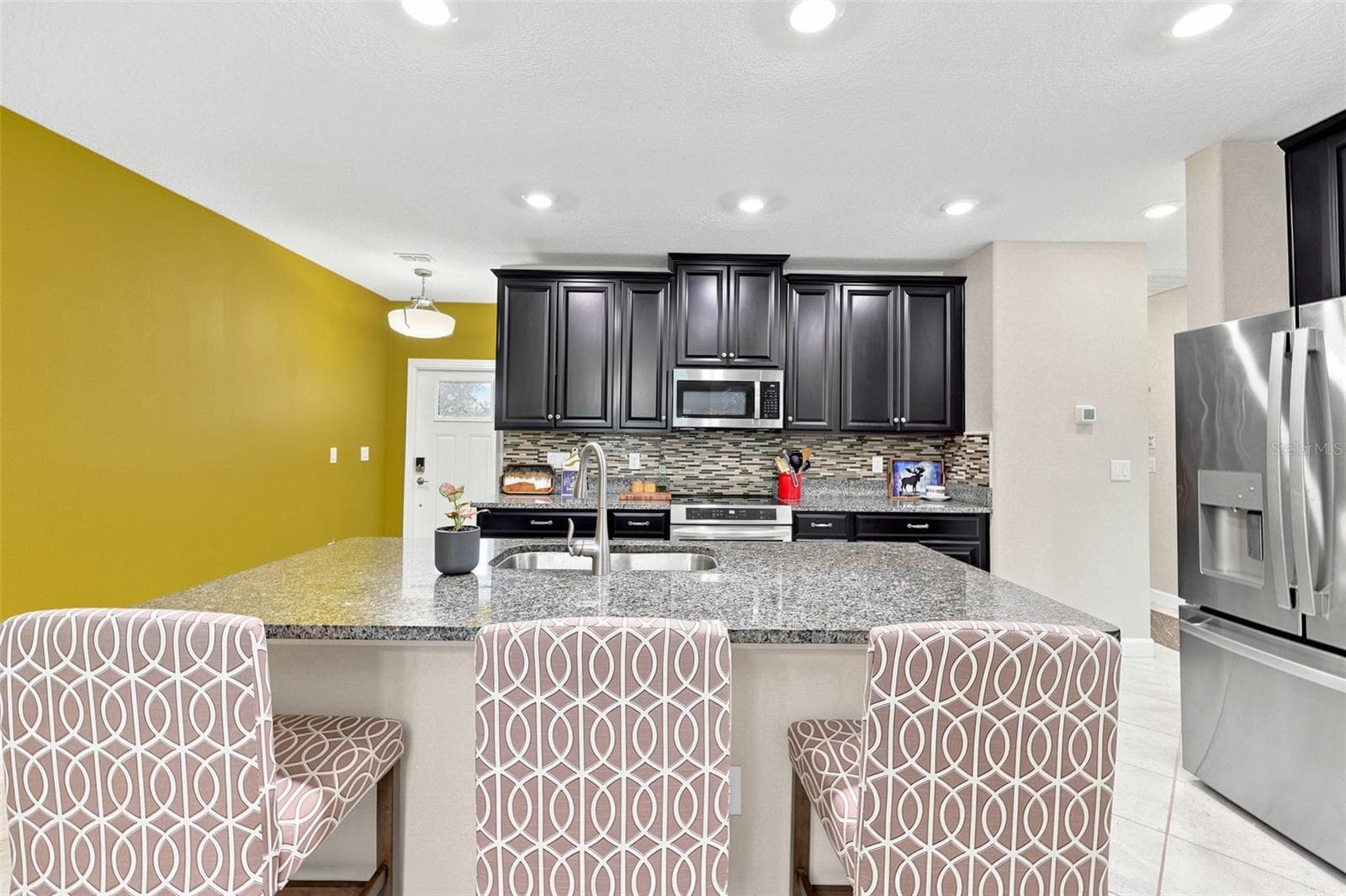 Townhouse at 5305 STOIC VALE DR, WIMAUMA, photo 11 of 68