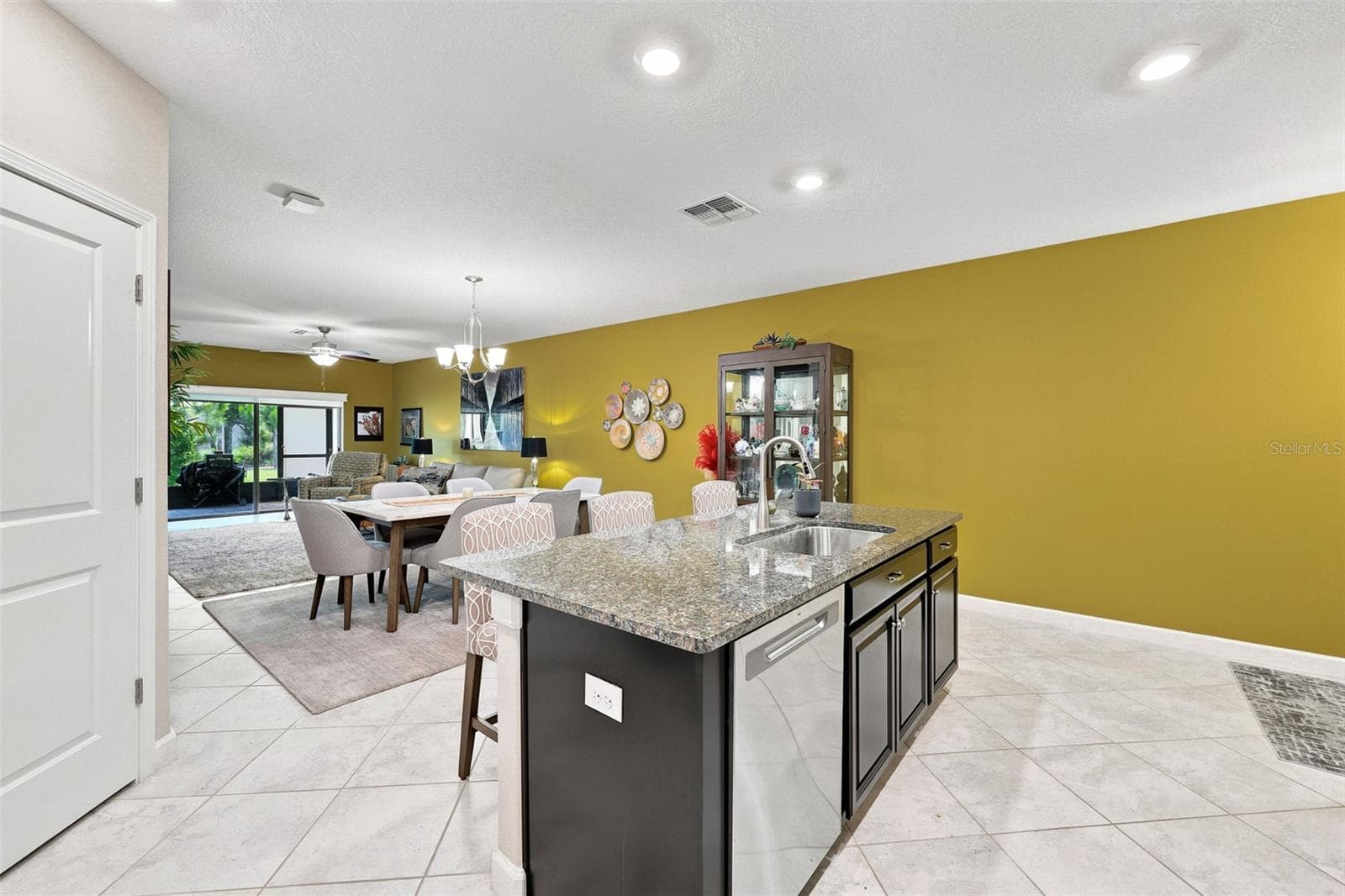 Townhouse at 5305 STOIC VALE DR, WIMAUMA, photo 12 of 68