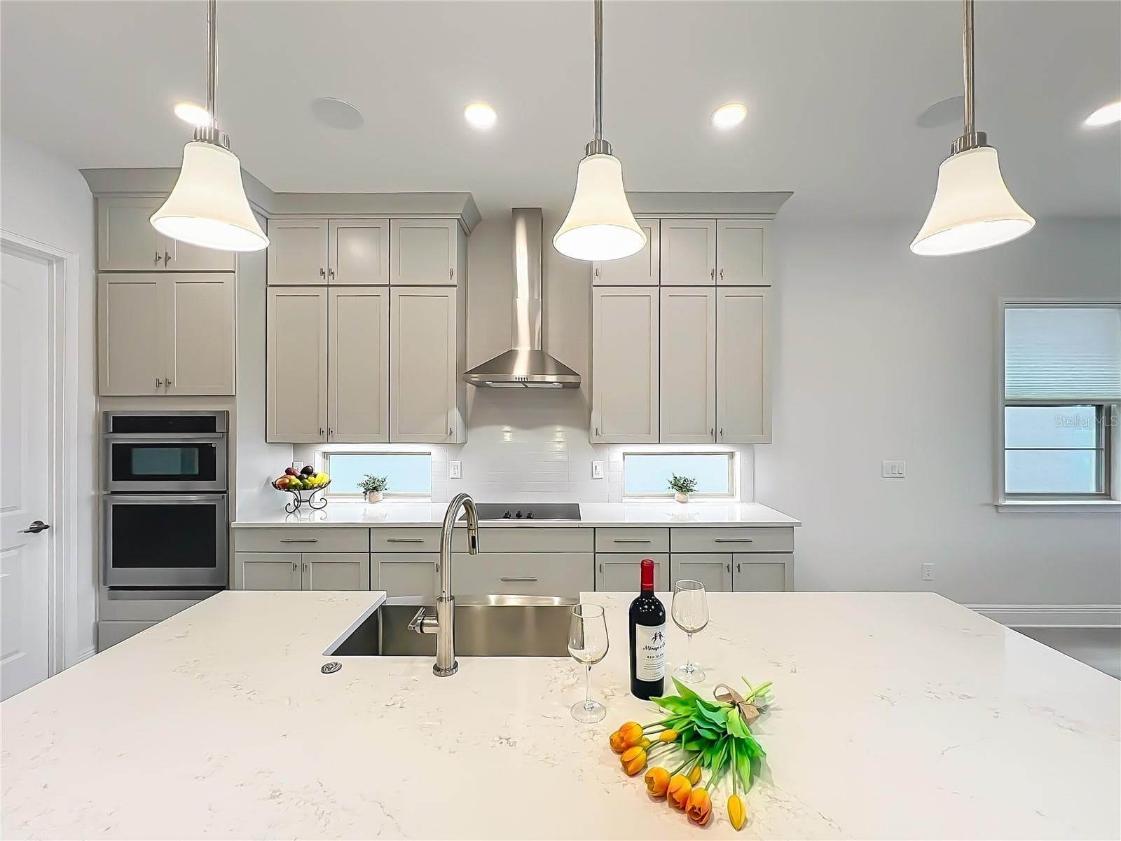 Single Family Residence at 13809 LARKTON LN, ORLANDO, photo 13 of 85