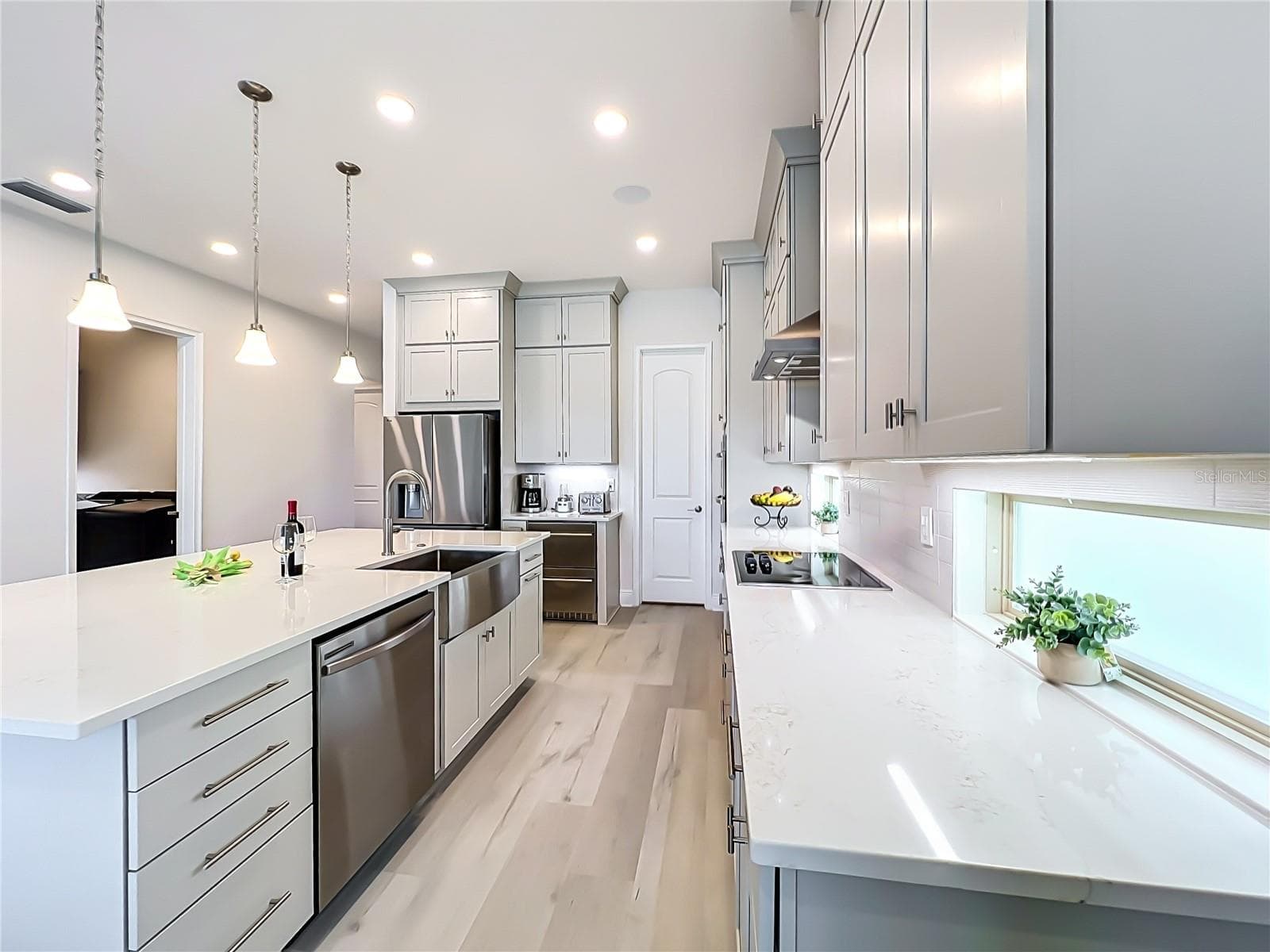 Single Family Residence at 13809 LARKTON LN, ORLANDO, photo 18 of 85