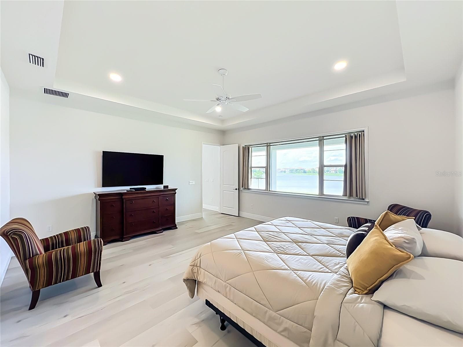 Single Family Residence at 13809 LARKTON LN, ORLANDO, photo 26 of 85