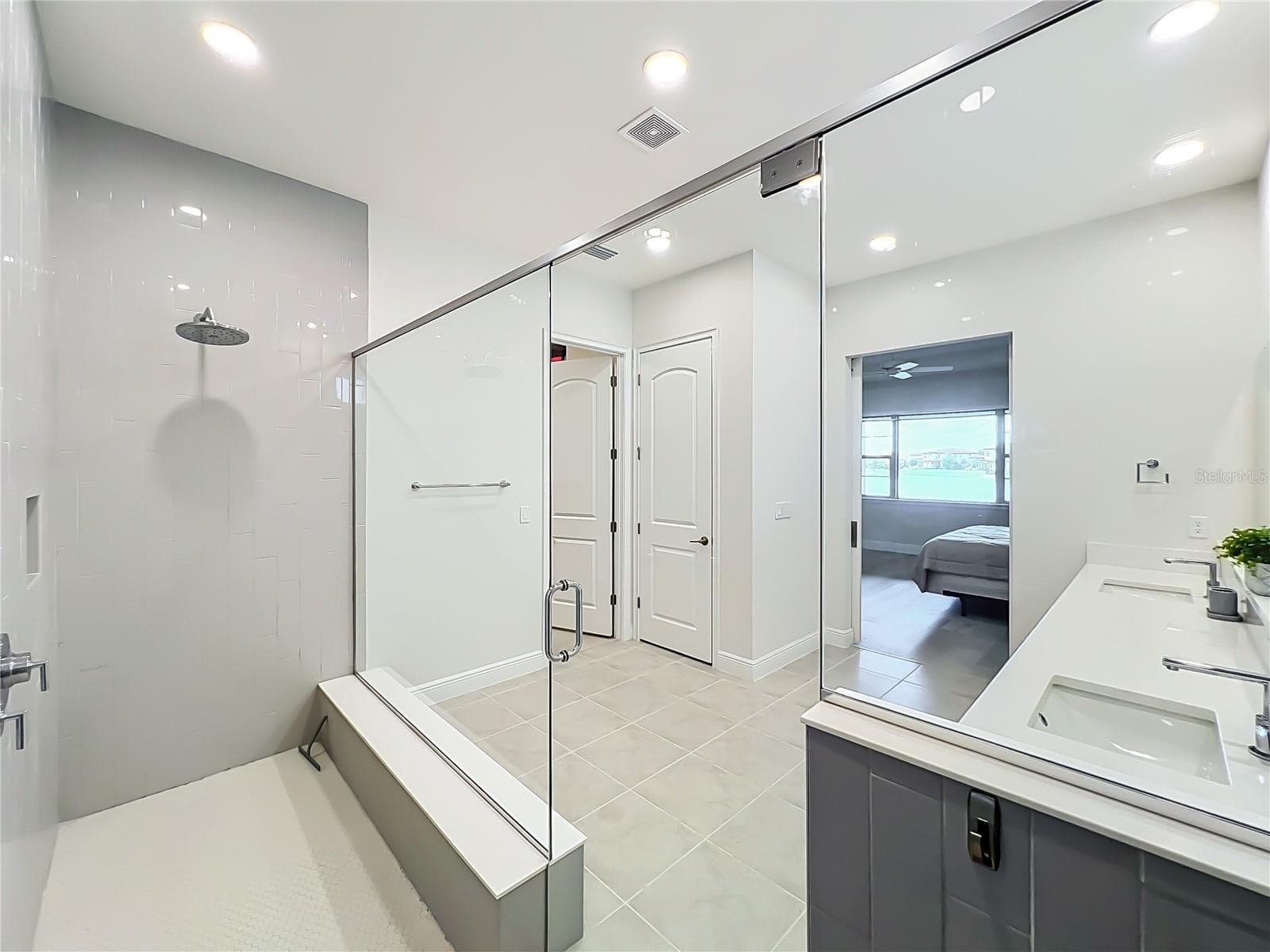 Single Family Residence at 13809 LARKTON LN, ORLANDO, photo 31 of 85