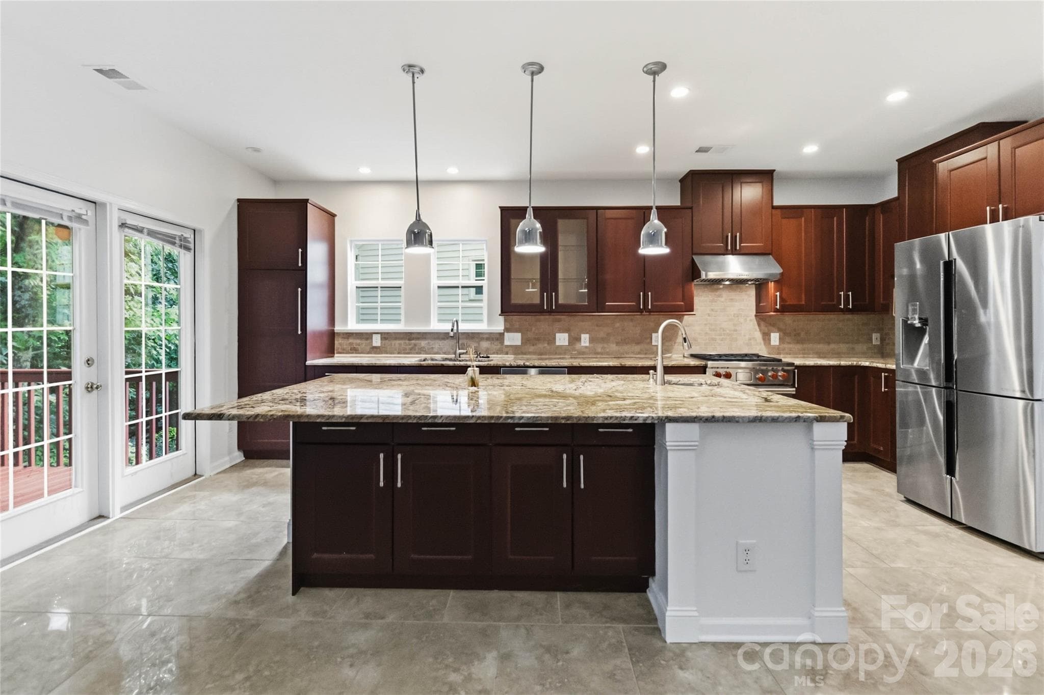 Single Family Residence at 7501 Westray Court, Charlotte, photo 10 of 41
