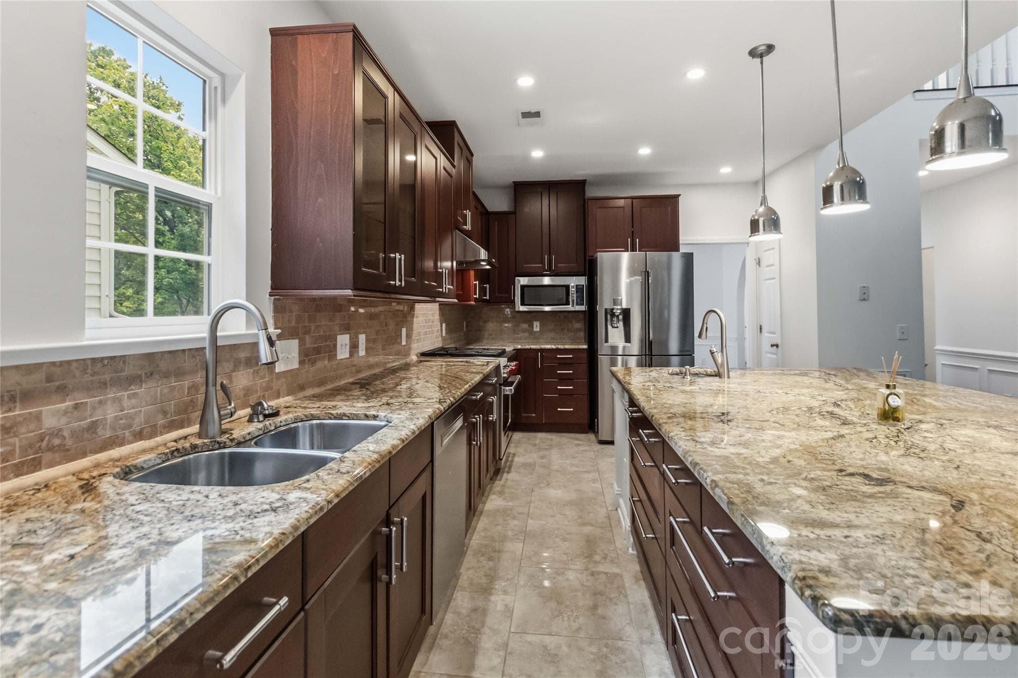Single Family Residence at 7501 Westray Court, Charlotte, photo 12 of 41