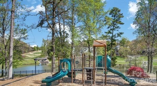 Single Family Residence at 7501 Westray Court, Charlotte, photo 39 of 41