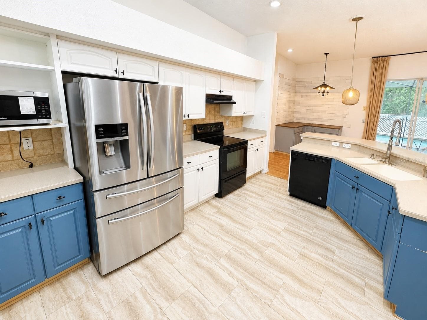 Single Family Residence at 12716 BALSAM AVE, HUDSON, photo 12 of 32
