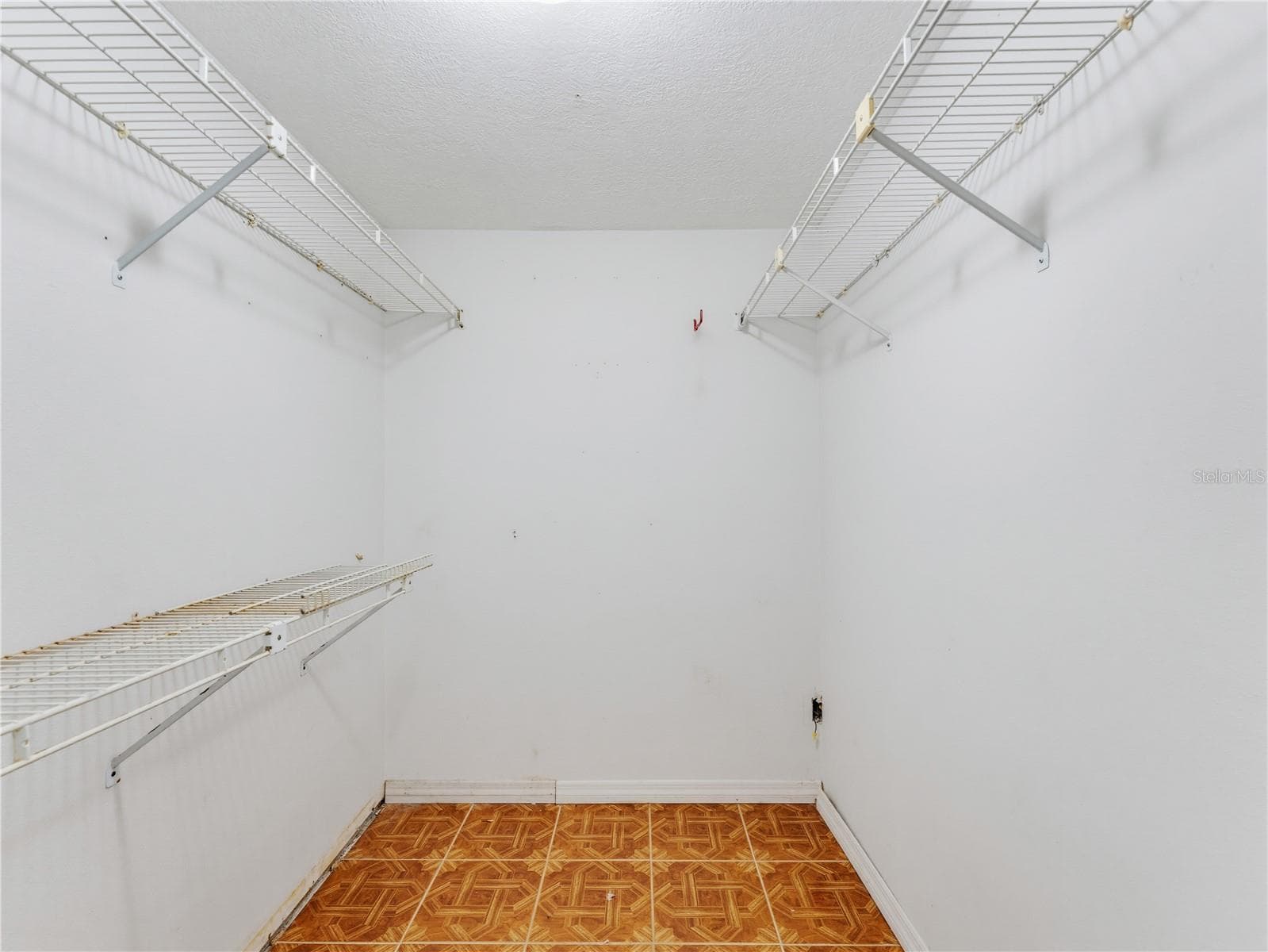 Single Family Residence at 1116 E OAKWOOD ST, TARPON SPRINGS, photo 46 of 68