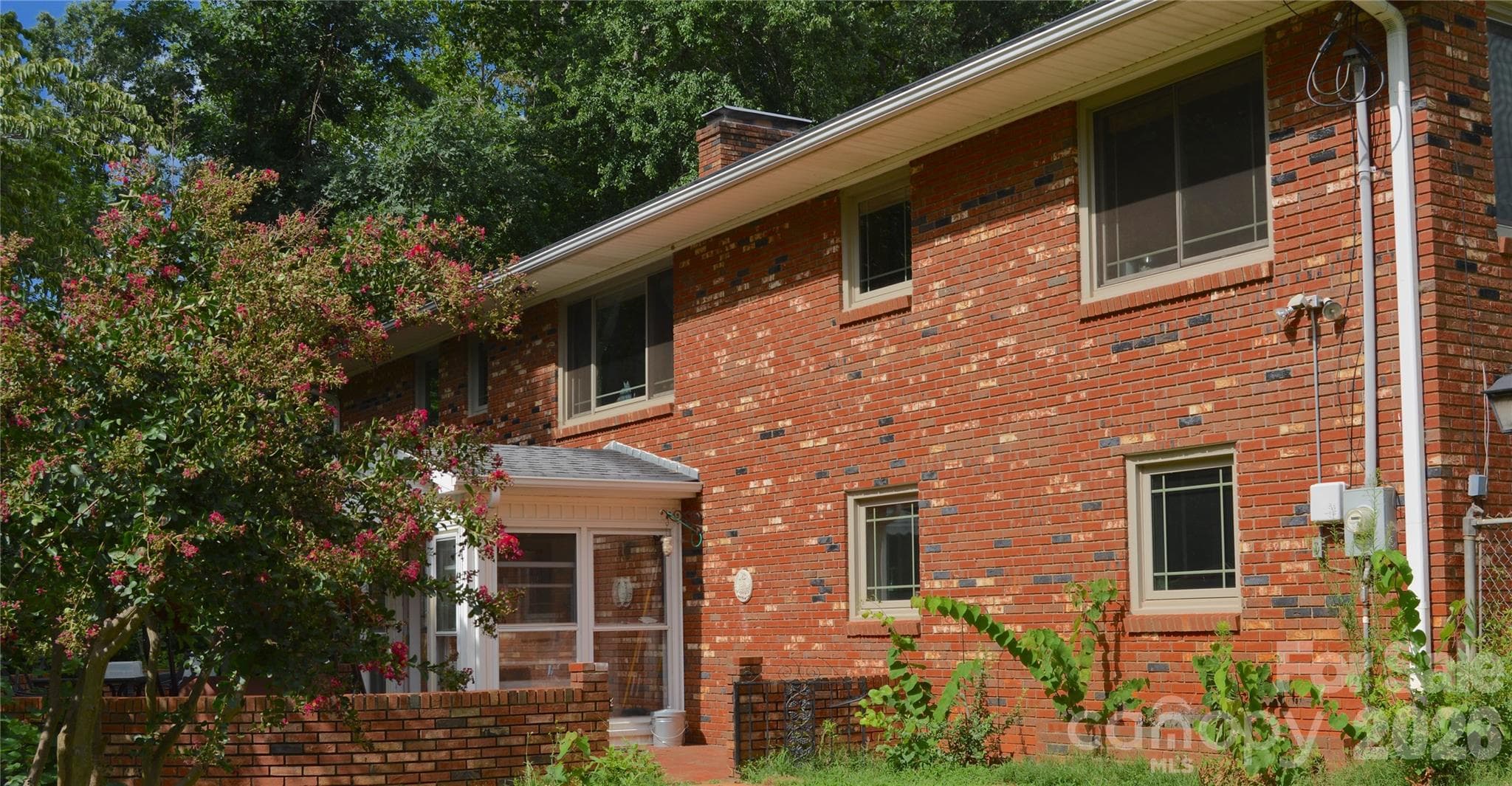 House view rear - 467 Forest Lake Road, Forest City