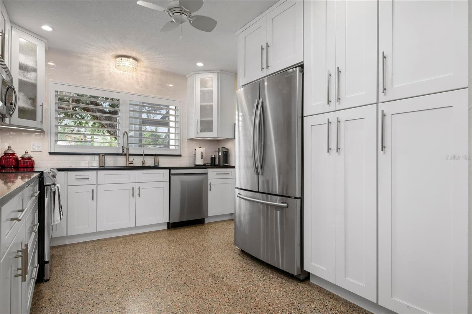 Kitchen - 1827 BAYWOOD DR, SARASOTA