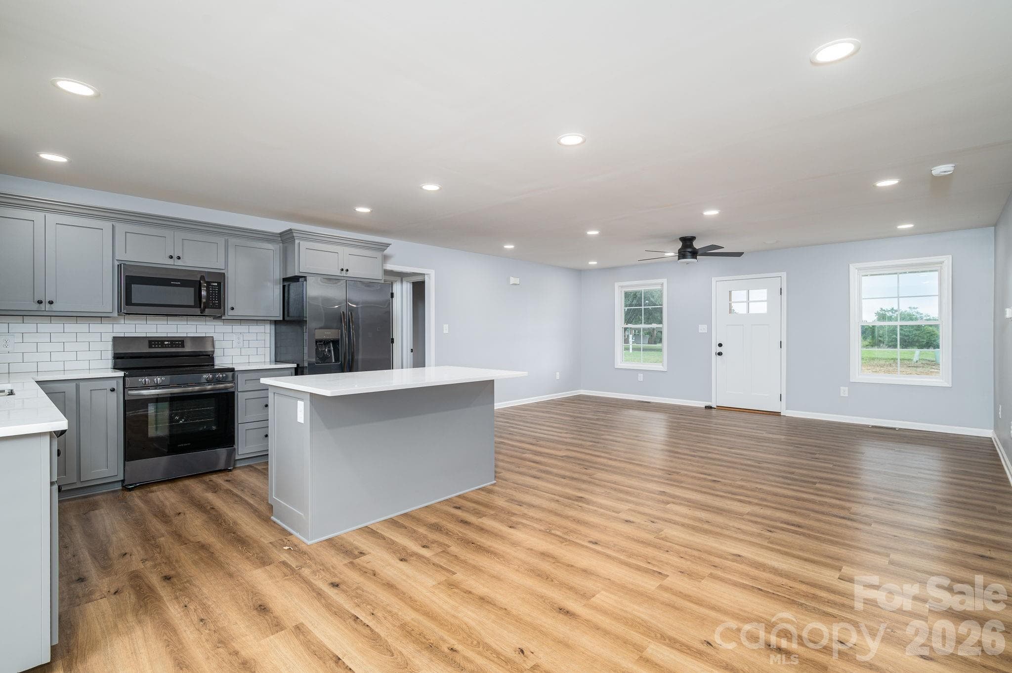 Great Room - 307 Northbrook III School Road, Vale