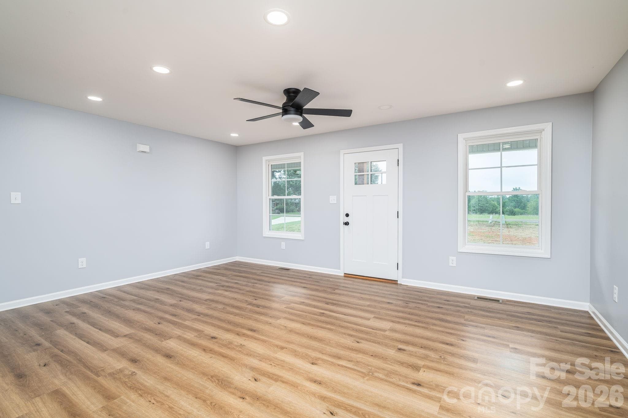 Den - 307 Northbrook III School Road, Vale