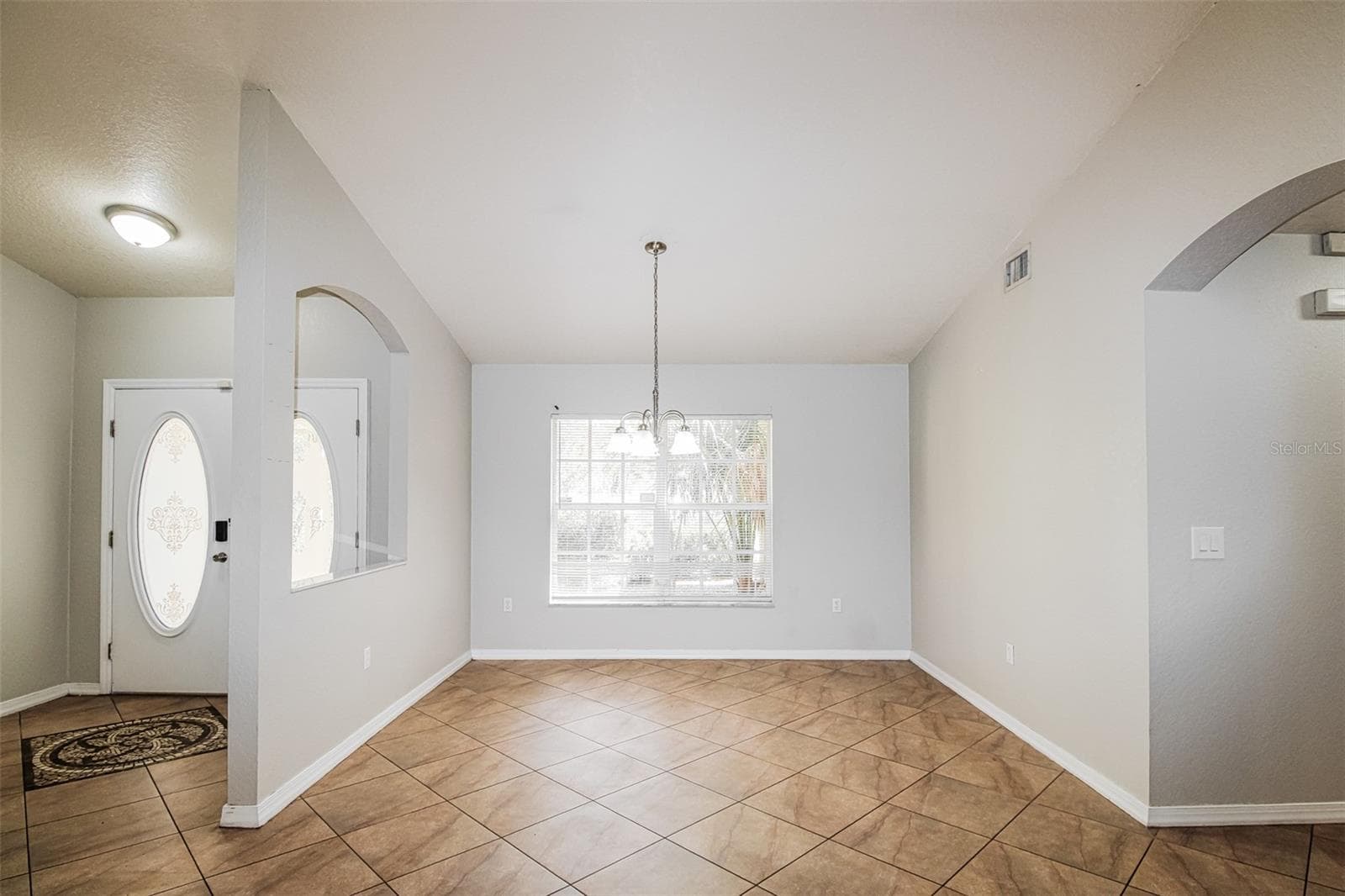 Single Family Residence at 6410 JAMAICA RD, SPRING HILL, photo 5 of 21