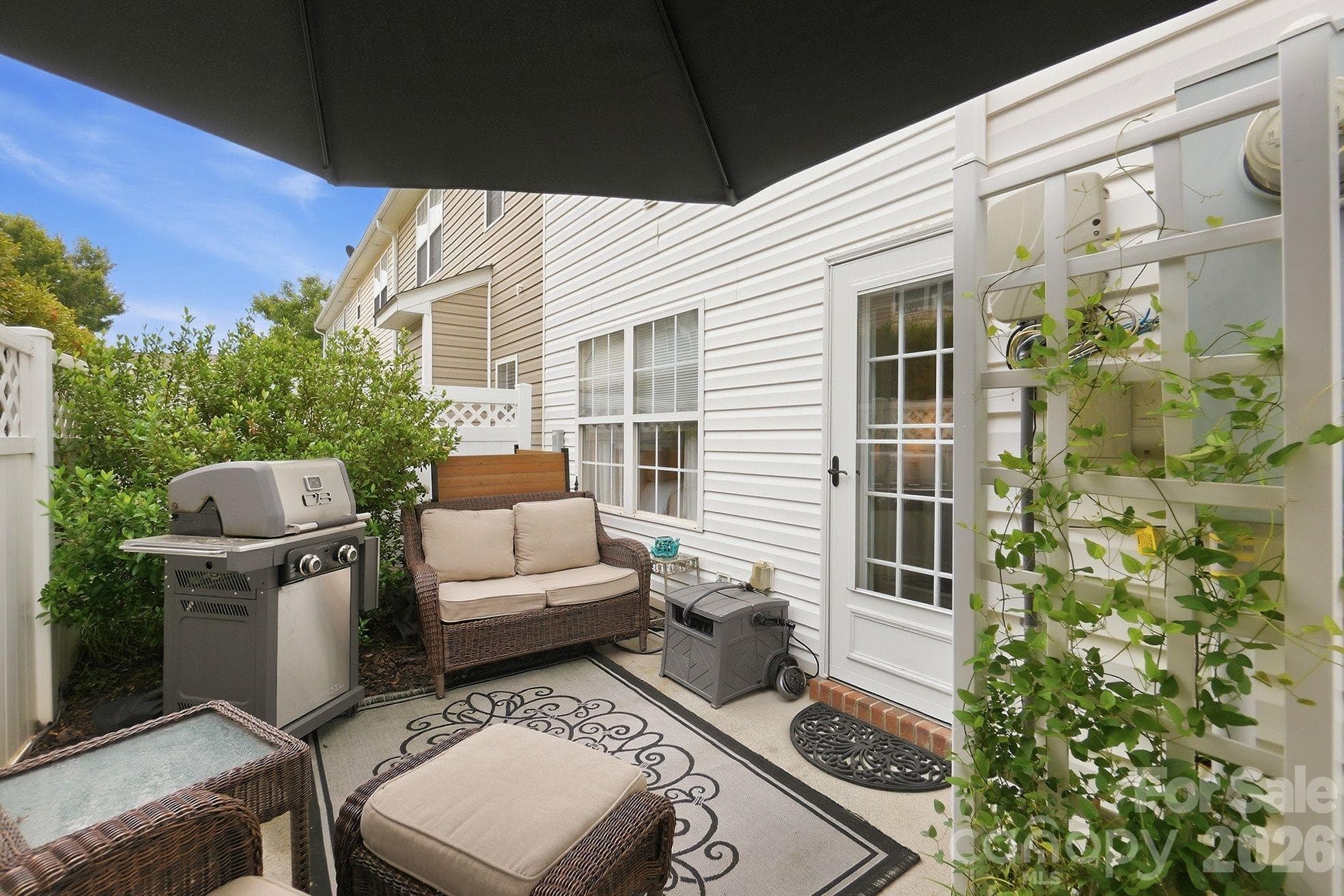 Retreat with mature landscape and fragrant flowering plants - 203 Tail Race Lane, Fort Mill