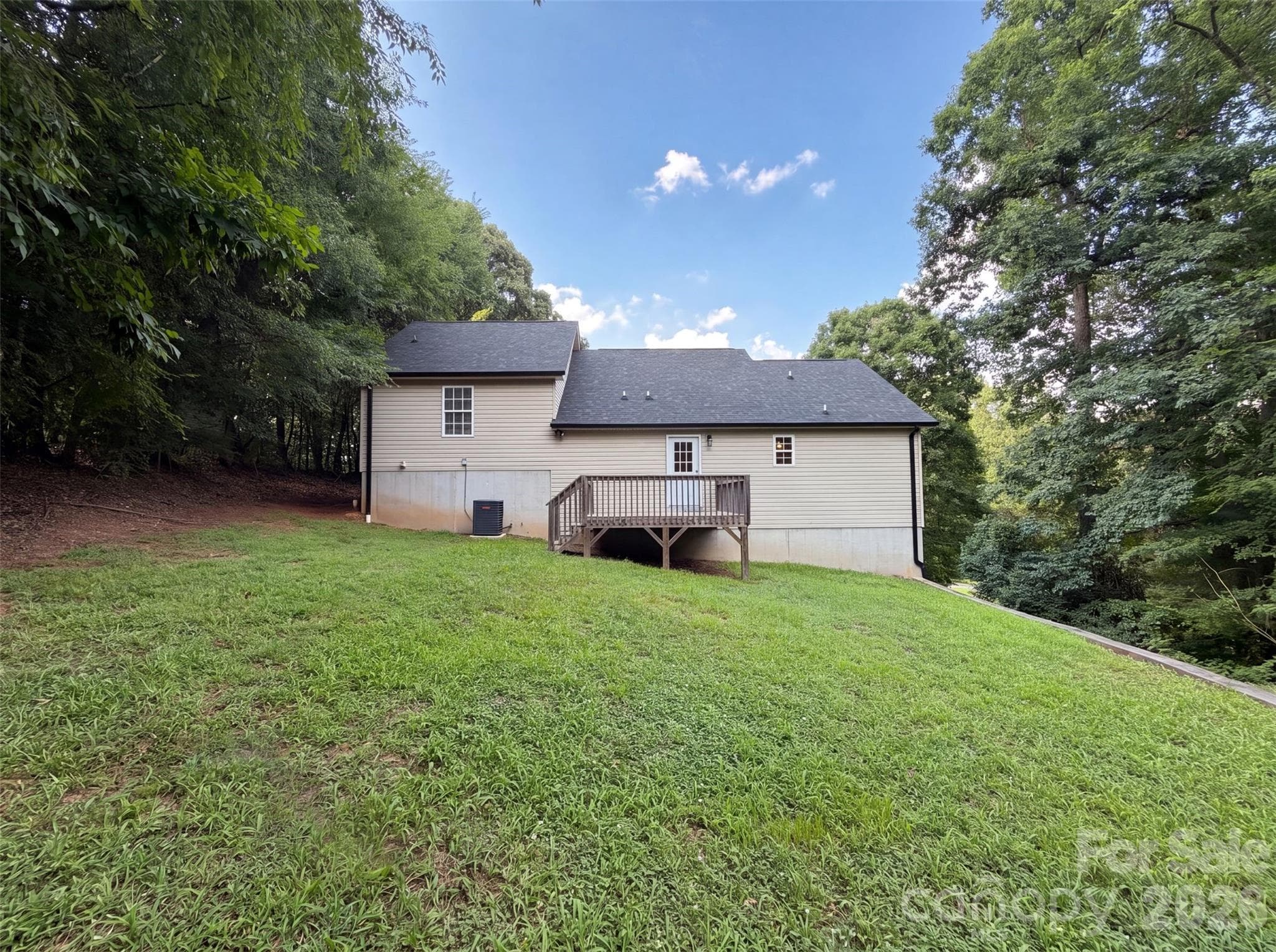 Single Family Residence at 930 Marshall Drive, Concord, photo 5 of 22