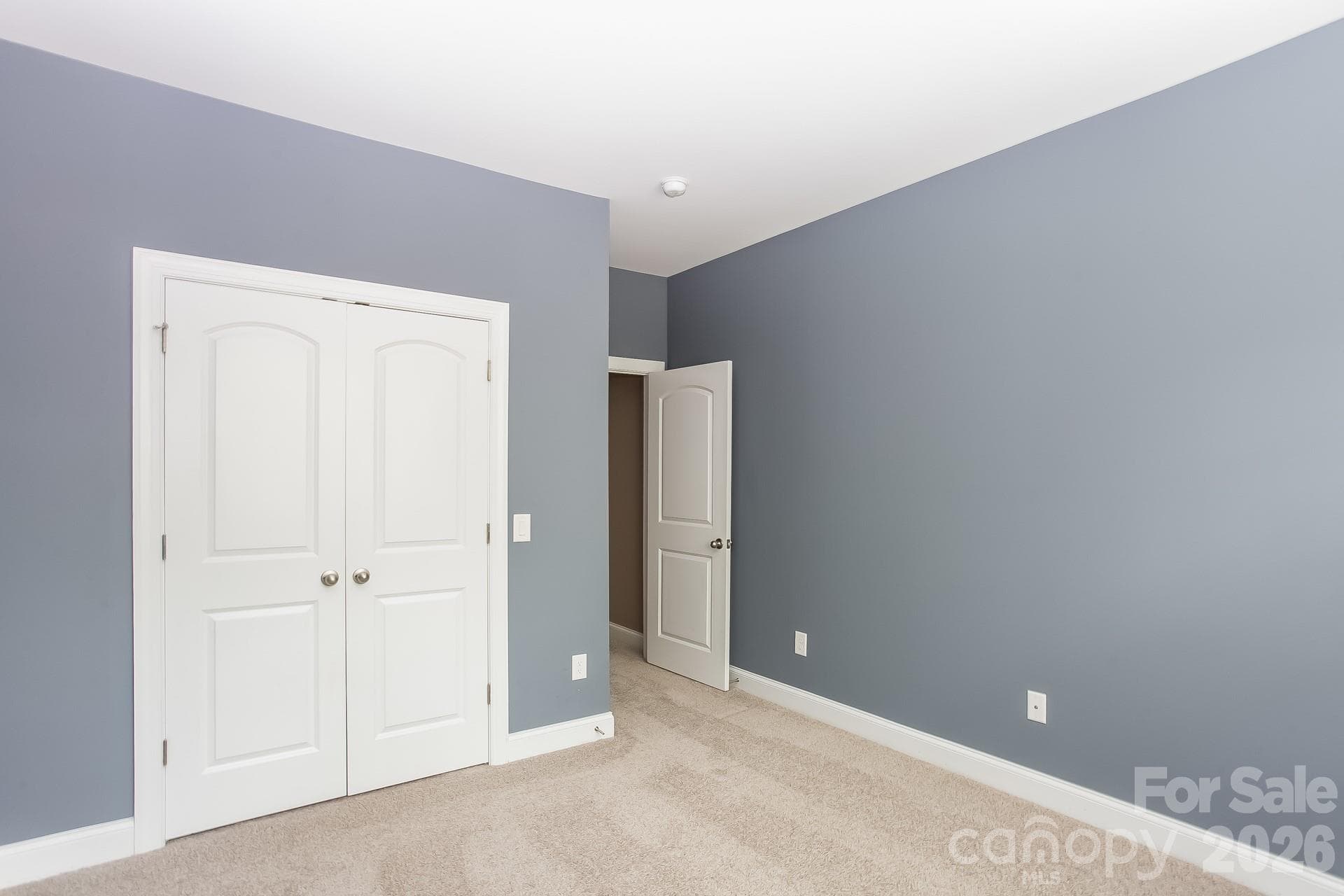 Single Family Residence at 205 N Centurion Lane, Mount Holly, photo 23 of 35
