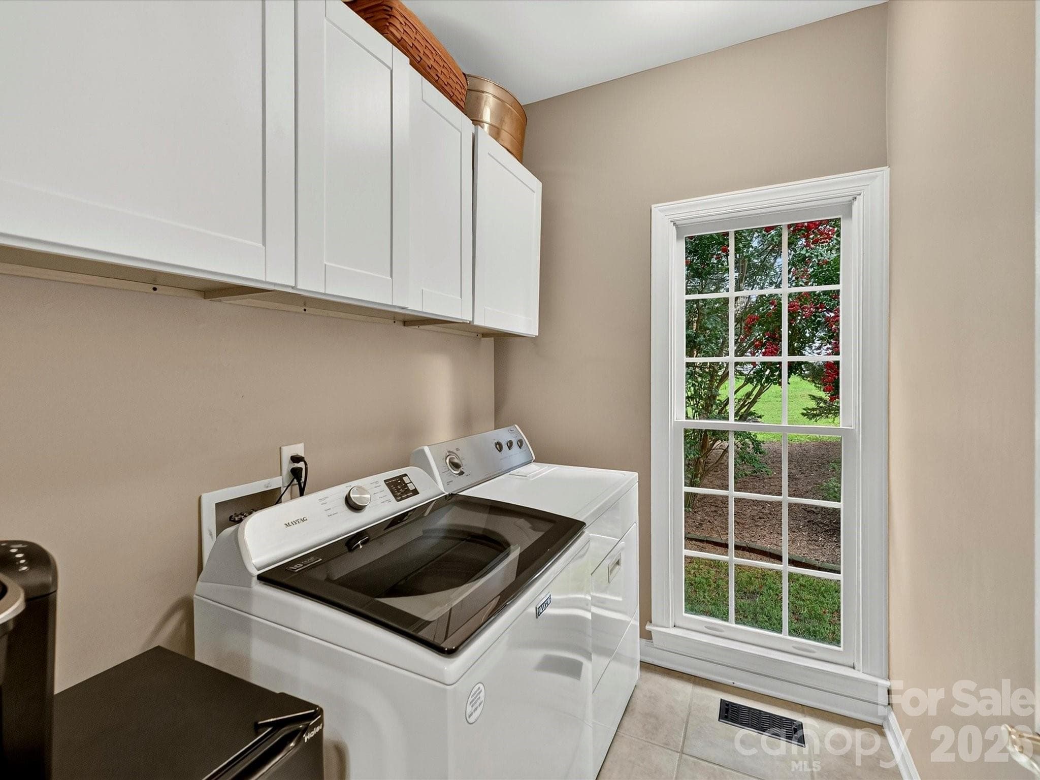 Single Family Residence at 5707 Durston Court, Charlotte, photo 45 of 49