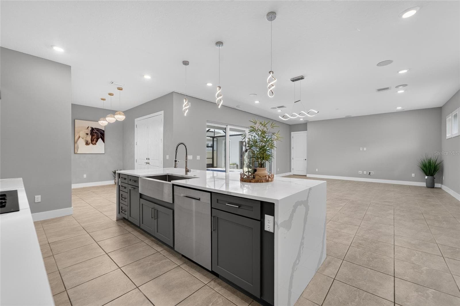 Single Family Residence at 8910 DRUMMER PLANK DR, WESLEY CHAPEL, photo 18 of 100