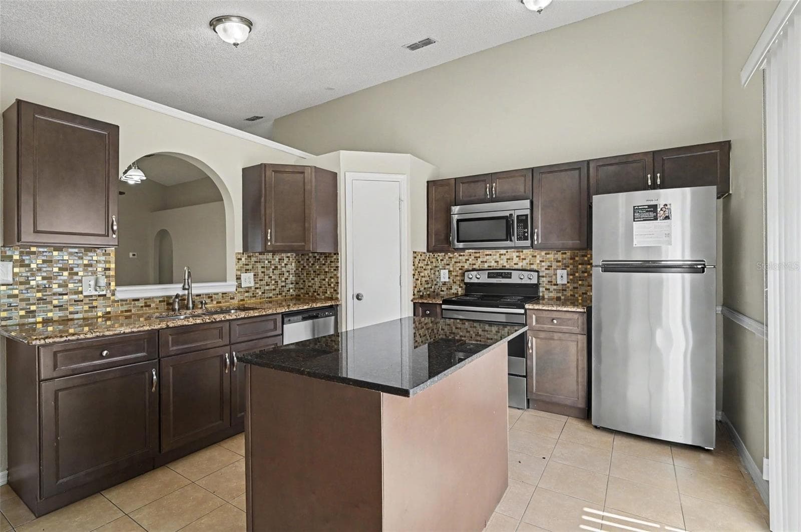 Single Family Residence at 5655 NEW CAMBRIDGE RD, ORLANDO, photo 6 of 19