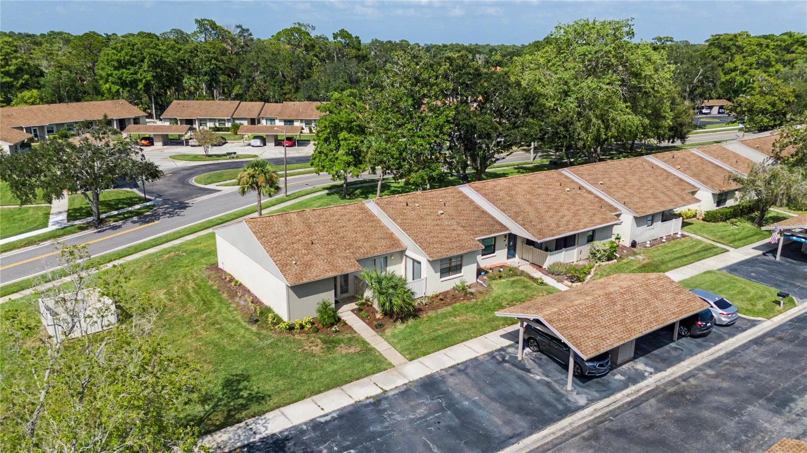 Villa at 75 POOLE PL, OLDSMAR, photo 37 of 55