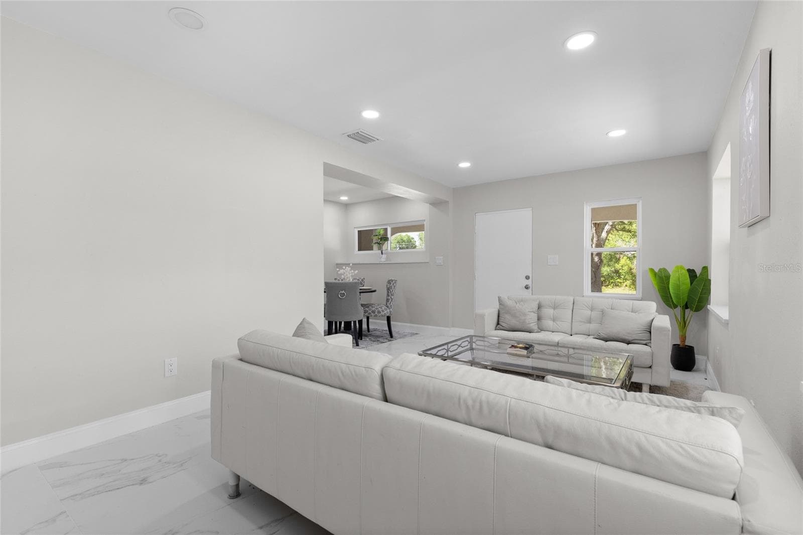 Single Family Residence at 1375 LAKE DR, CASSELBERRY, photo 6 of 43