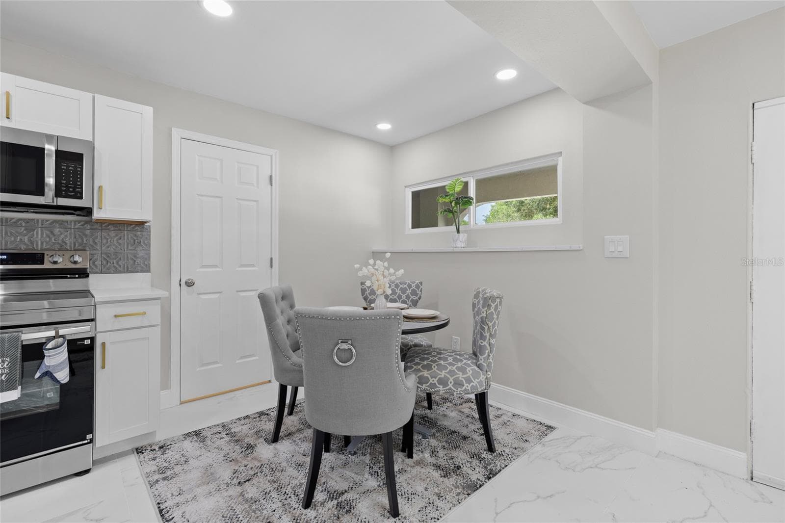 Single Family Residence at 1375 LAKE DR, CASSELBERRY, photo 7 of 43