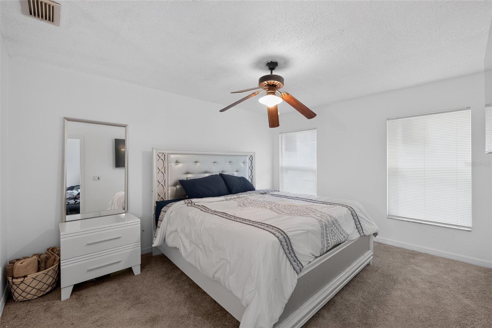 Single Family Residence at 1243 PIN OAK DR, APOPKA, photo 8 of 18