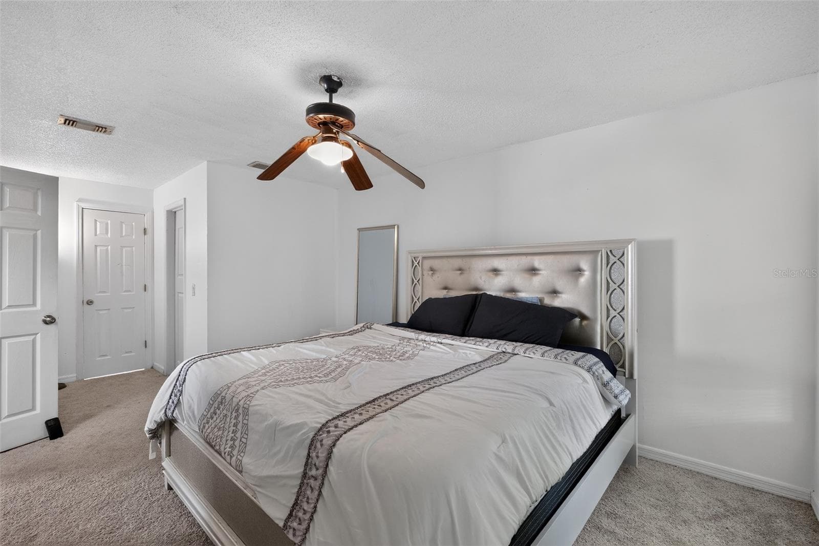 Single Family Residence at 1243 PIN OAK DR, APOPKA, photo 9 of 18