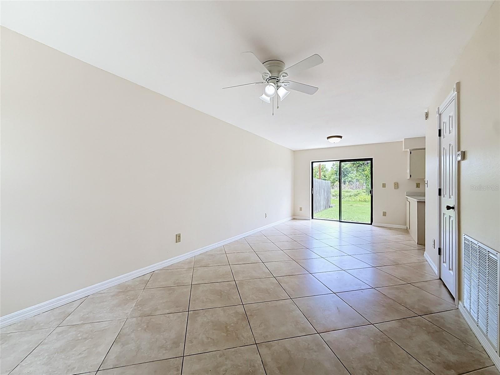 Townhouse at 1718 ADAMS CIR S, LARGO, photo 7 of 57