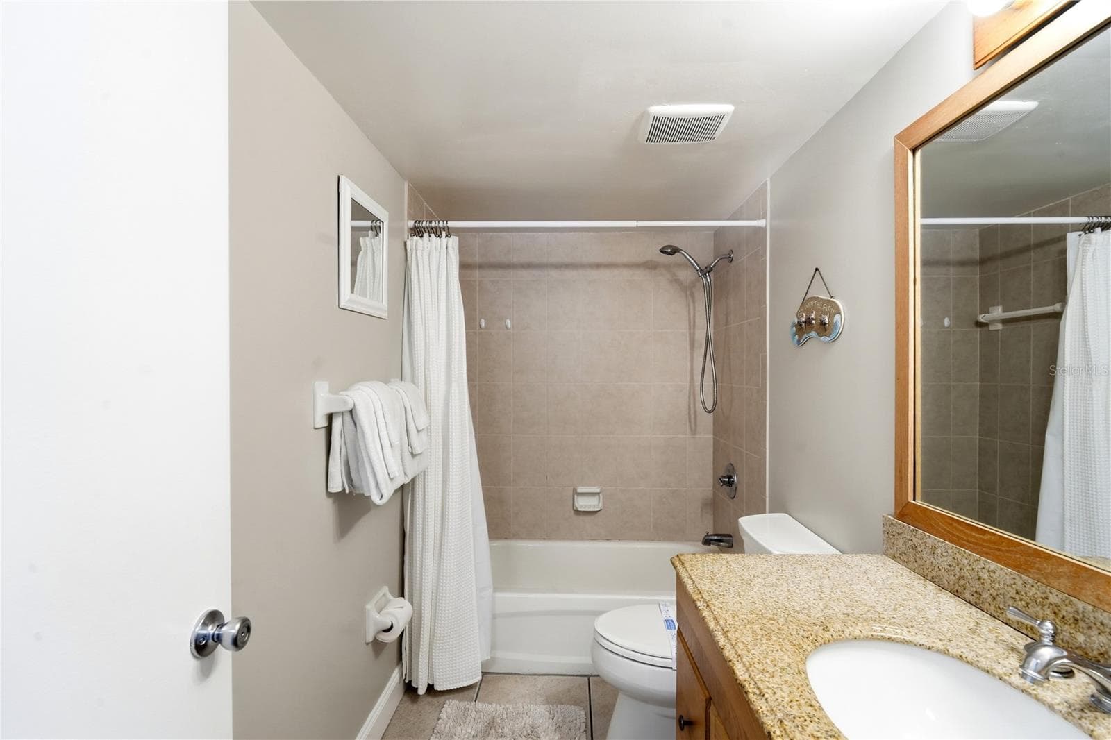 Condominium at 3807 S ATLANTIC AVE #4040, DAYTONA BEACH SHORES, photo 36 of 48