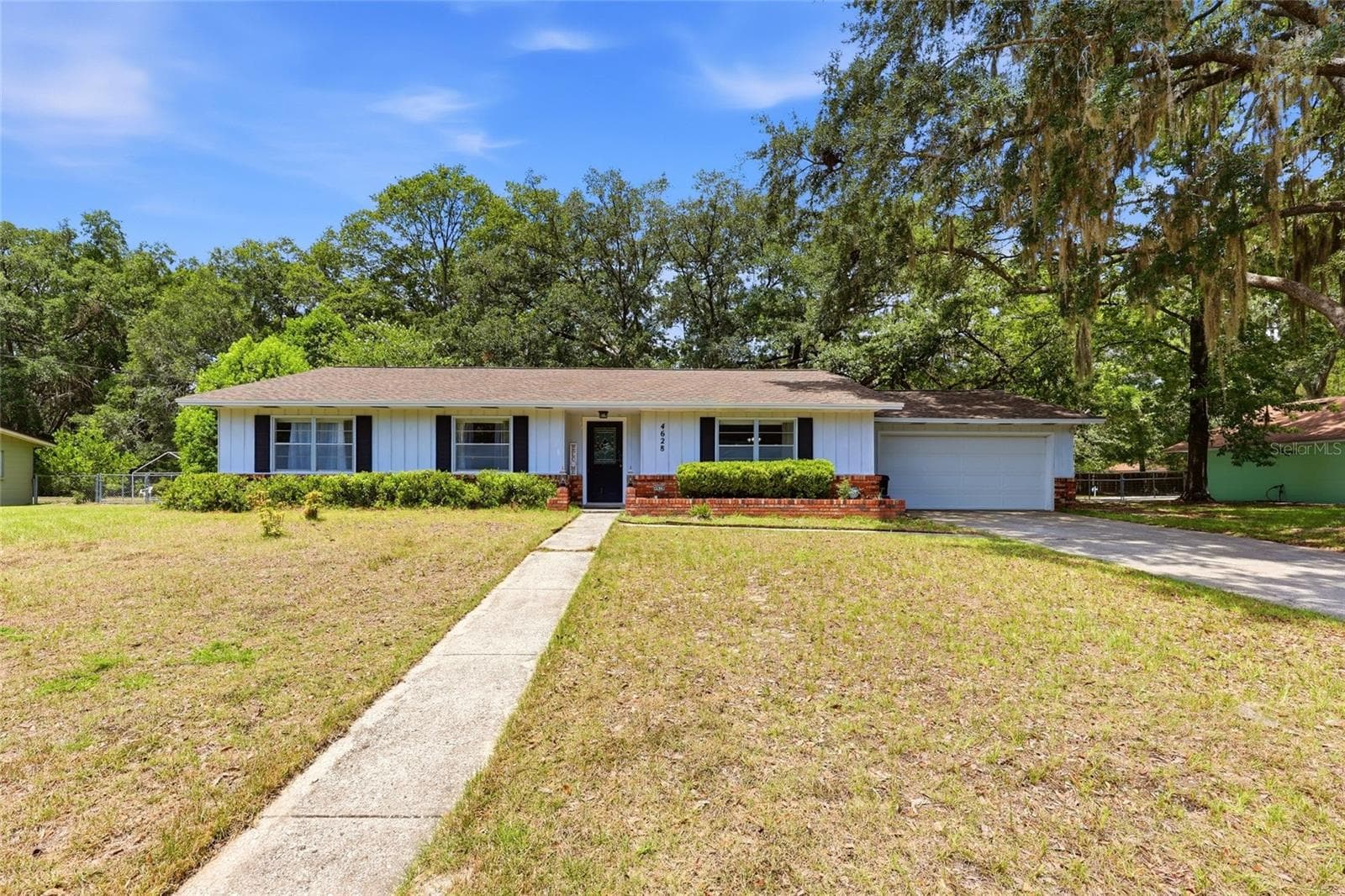 Front of the House - 4628 NW 40TH ST, GAINESVILLE