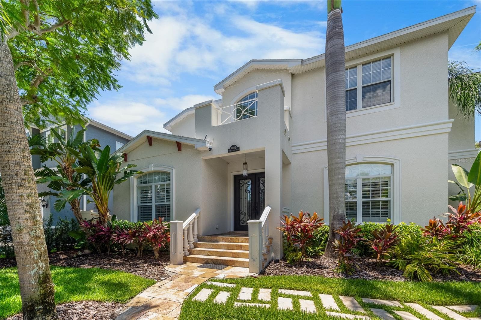 Single Family Residence at 4802 W BEACHWAY DR, TAMPA, photo 3 of 47