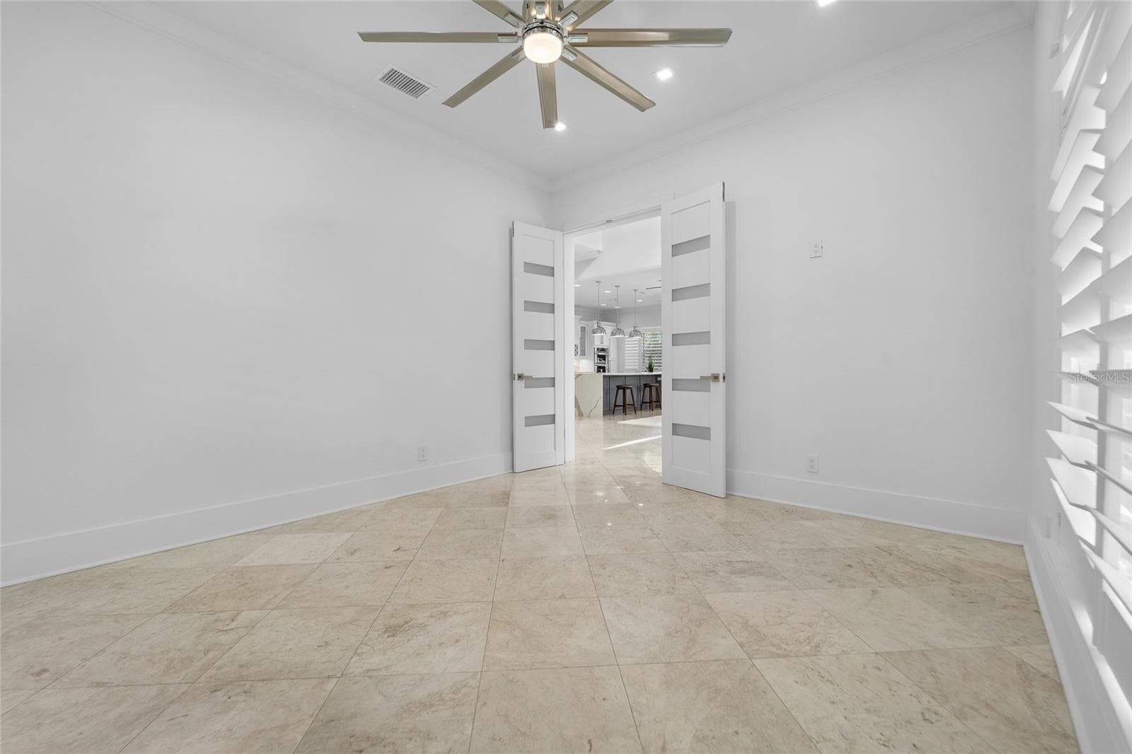 First floor office - 4802 W BEACHWAY DR, TAMPA