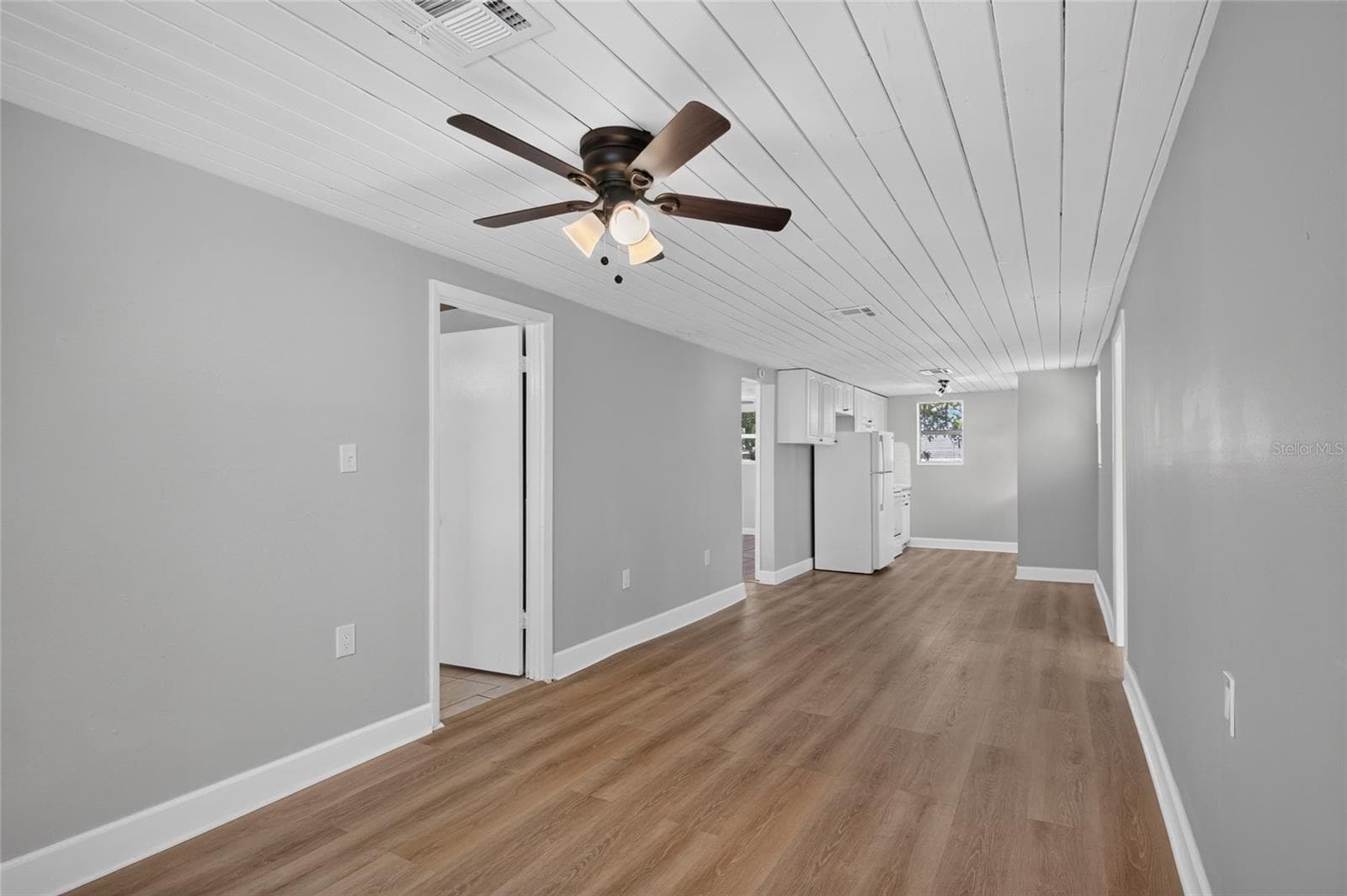 Single Family Residence at 2947 GILLESPIE AVE, SARASOTA, photo 12 of 28
