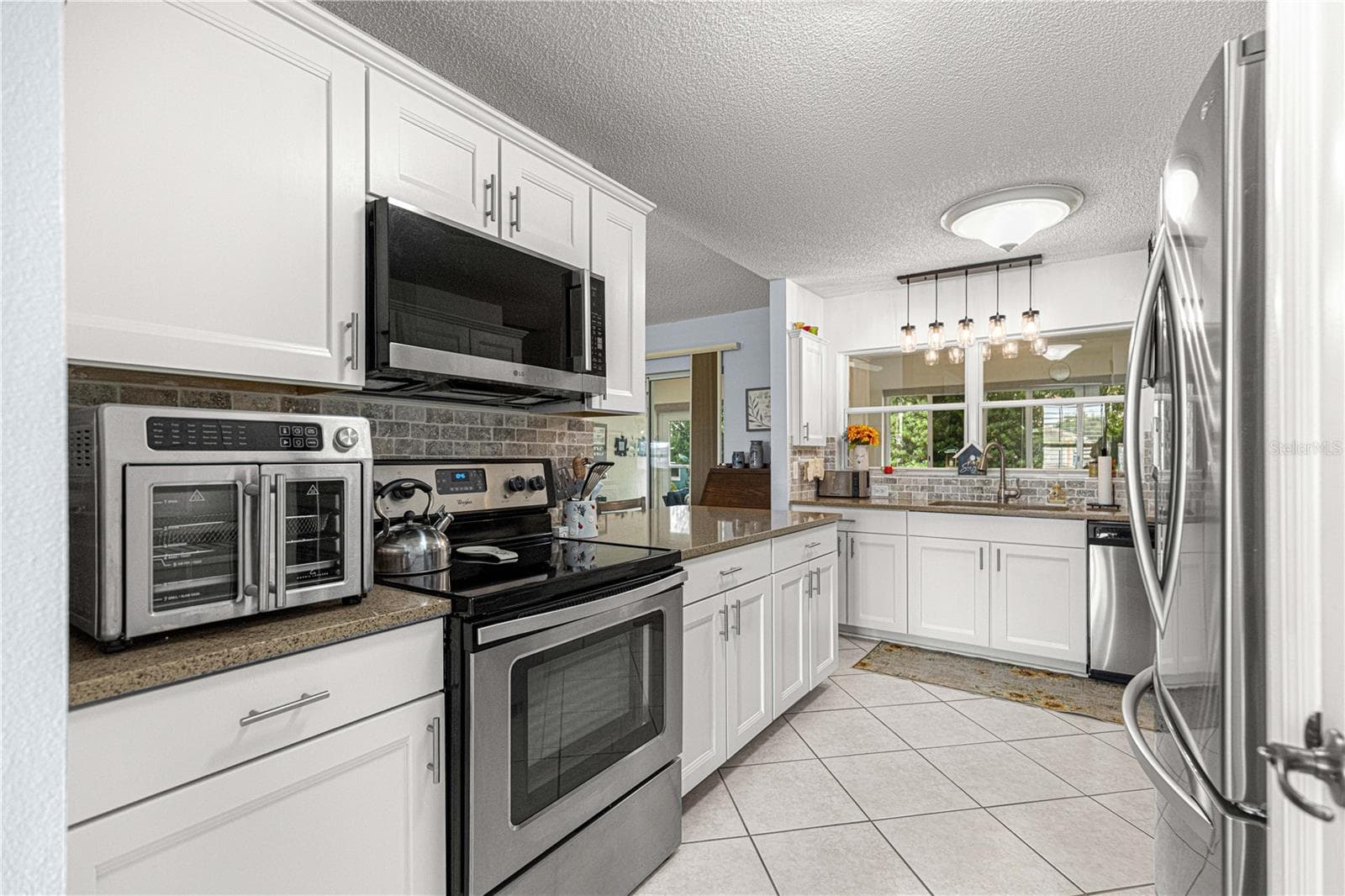 Single Family Residence at 6091 SW 84TH PLACE RD, OCALA, photo 14 of 60