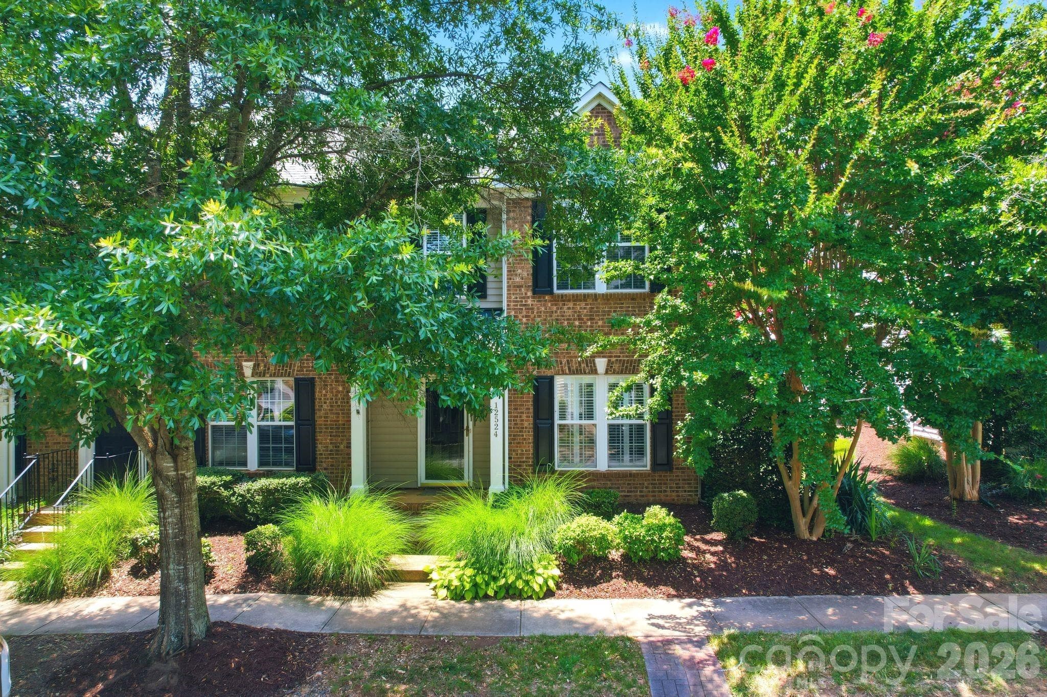 Townhouse at 12524 Eudora Lane, Charlotte, photo 2 of 47
