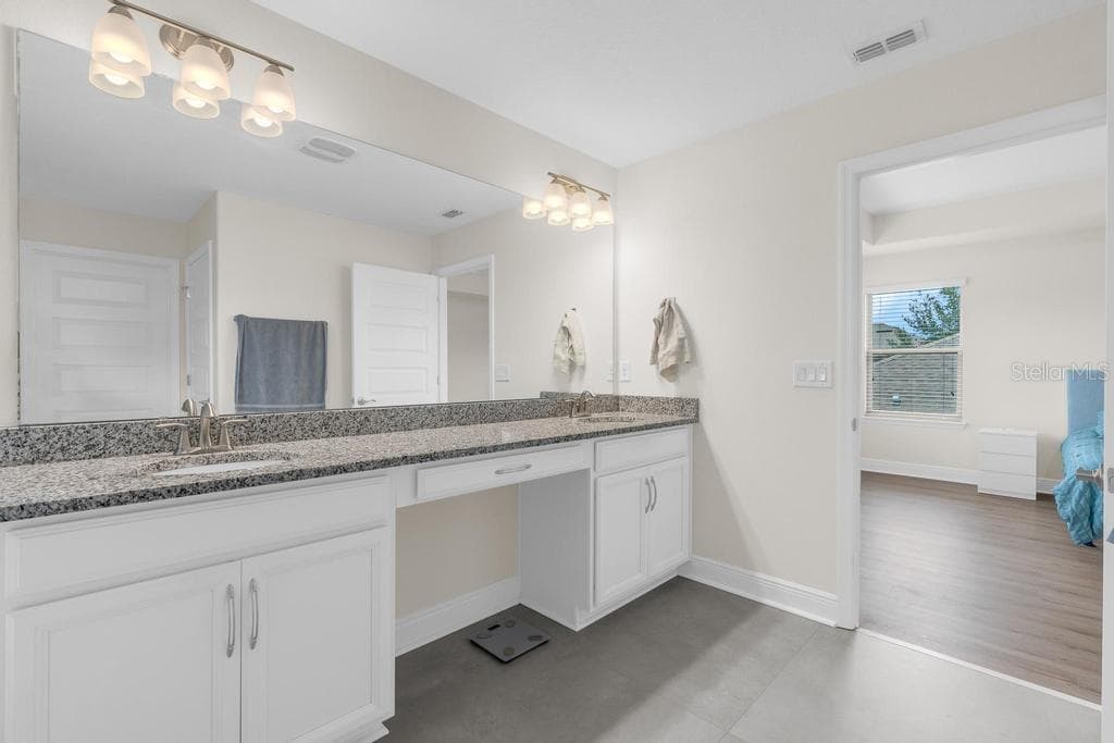 Single Family Residence at 15512 FOUNTAIN COVE CT, WINTER GARDEN, photo 25 of 55