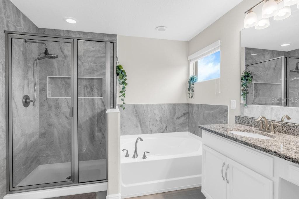 Single Family Residence at 15512 FOUNTAIN COVE CT, WINTER GARDEN, photo 27 of 55